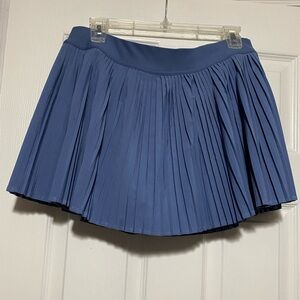 Women’s Lululemon Pleated Blue Skirt